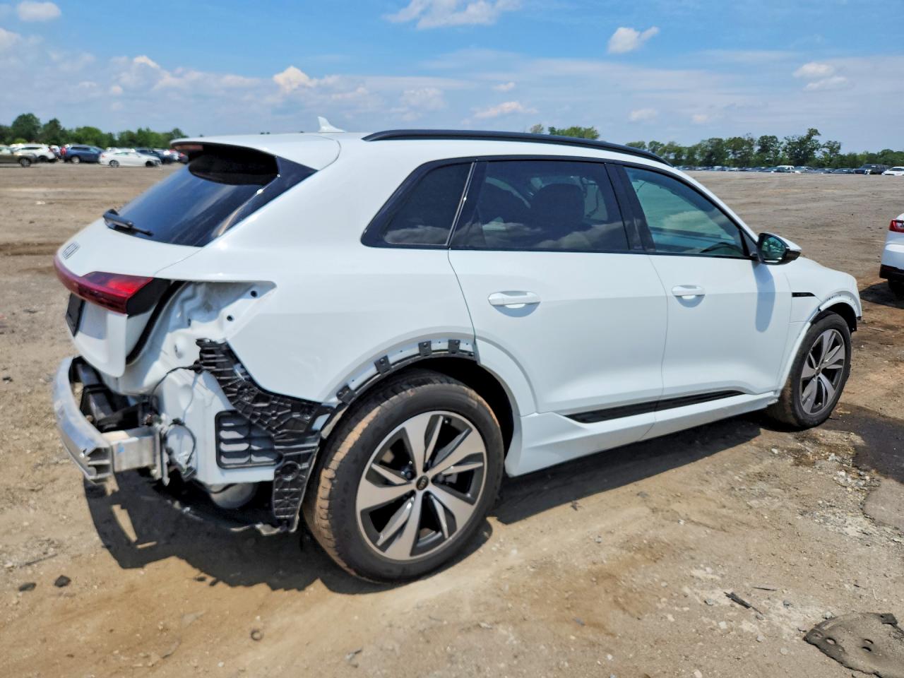 2024 AUDI e-tron SUV Q8 E-TRON