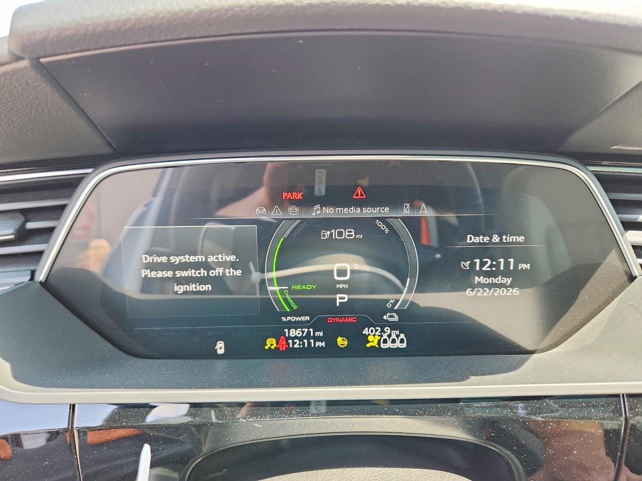 2024 AUDI e-tron SUV Q8 E-TRON