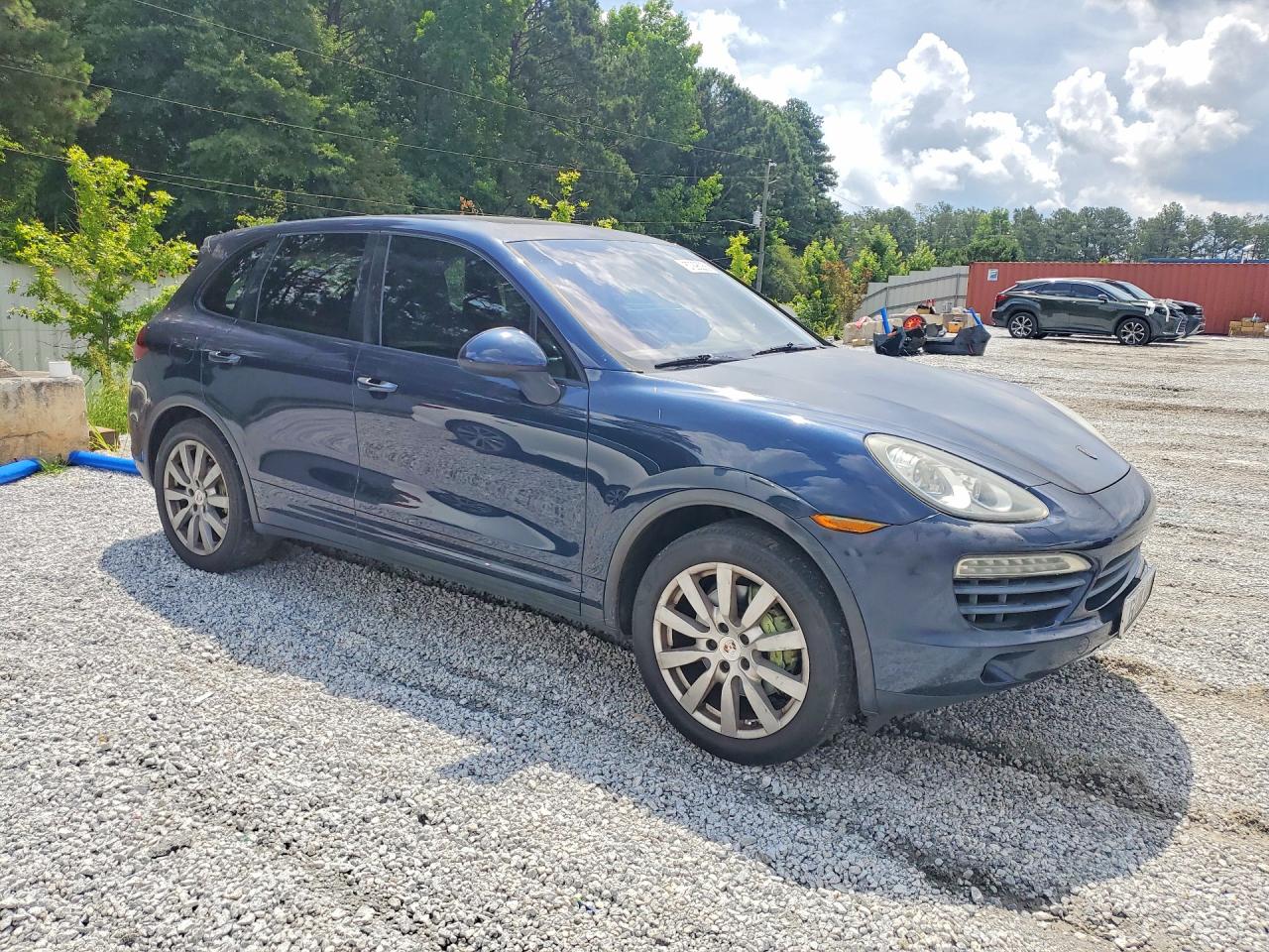 2011 PORSCHE CAYENNE
