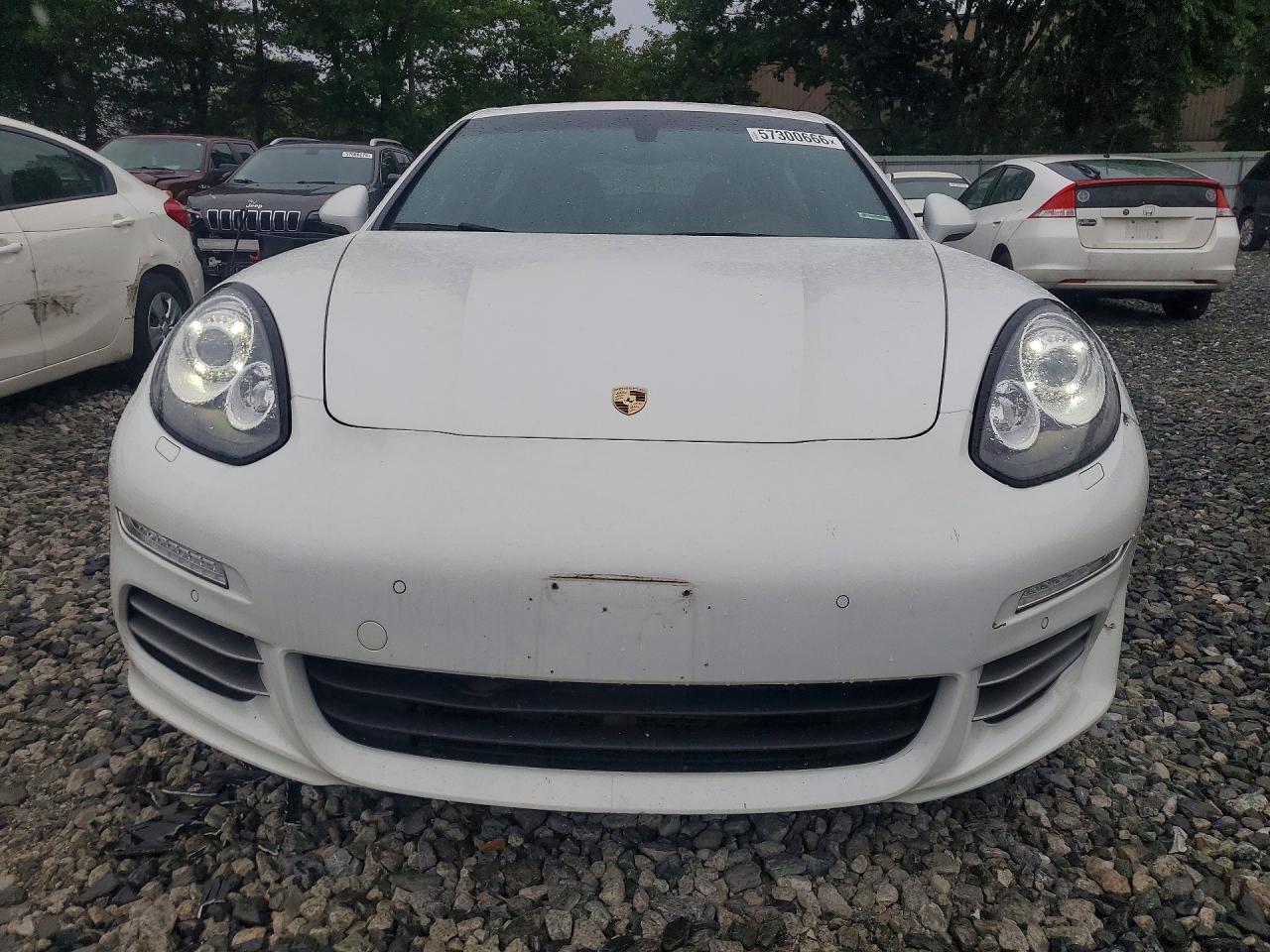 2016 PORSCHE PANAMERA