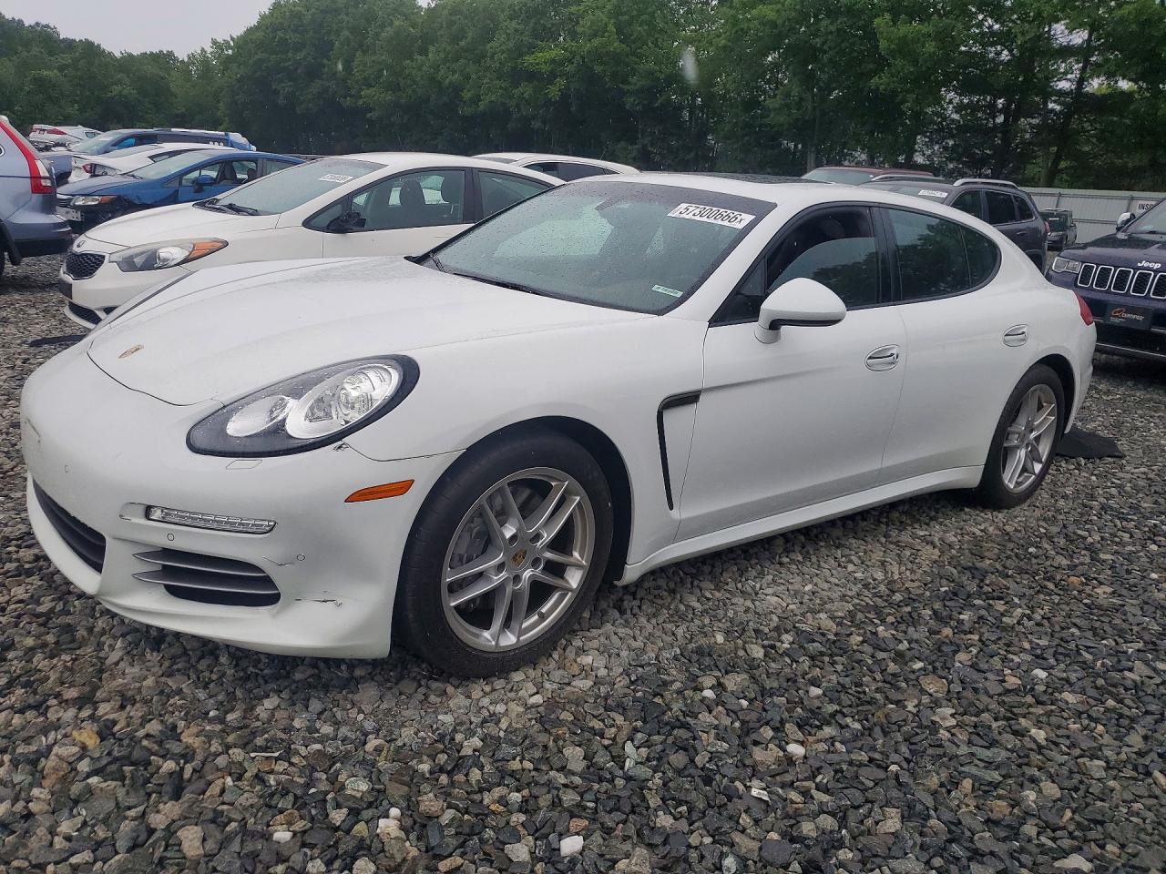 2016 PORSCHE PANAMERA