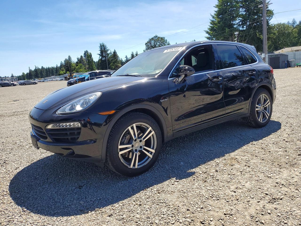 2014 PORSCHE CAYENNE