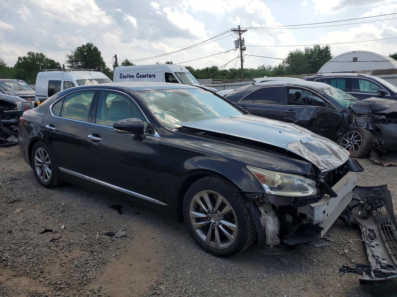 2014 LEXUS LS — ?