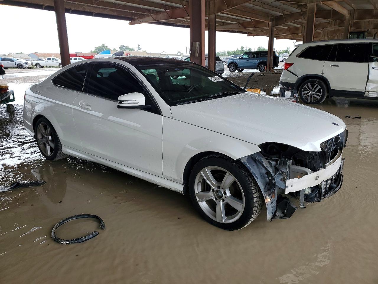 2014 MERCEDES-BENZ C
