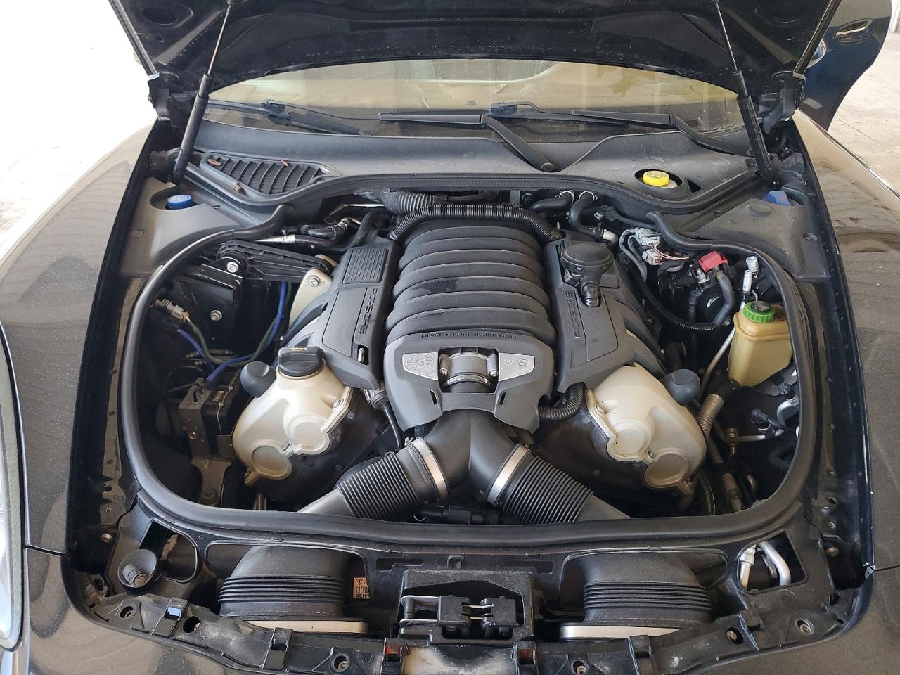 2012 PORSCHE PANAMERA — ?