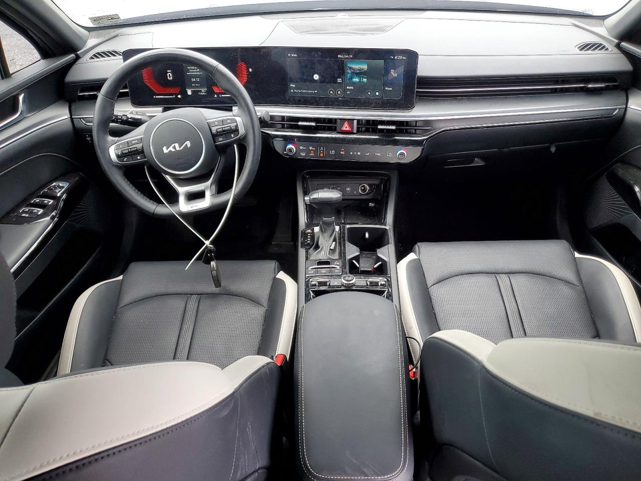 2025 KIA K5 — ?