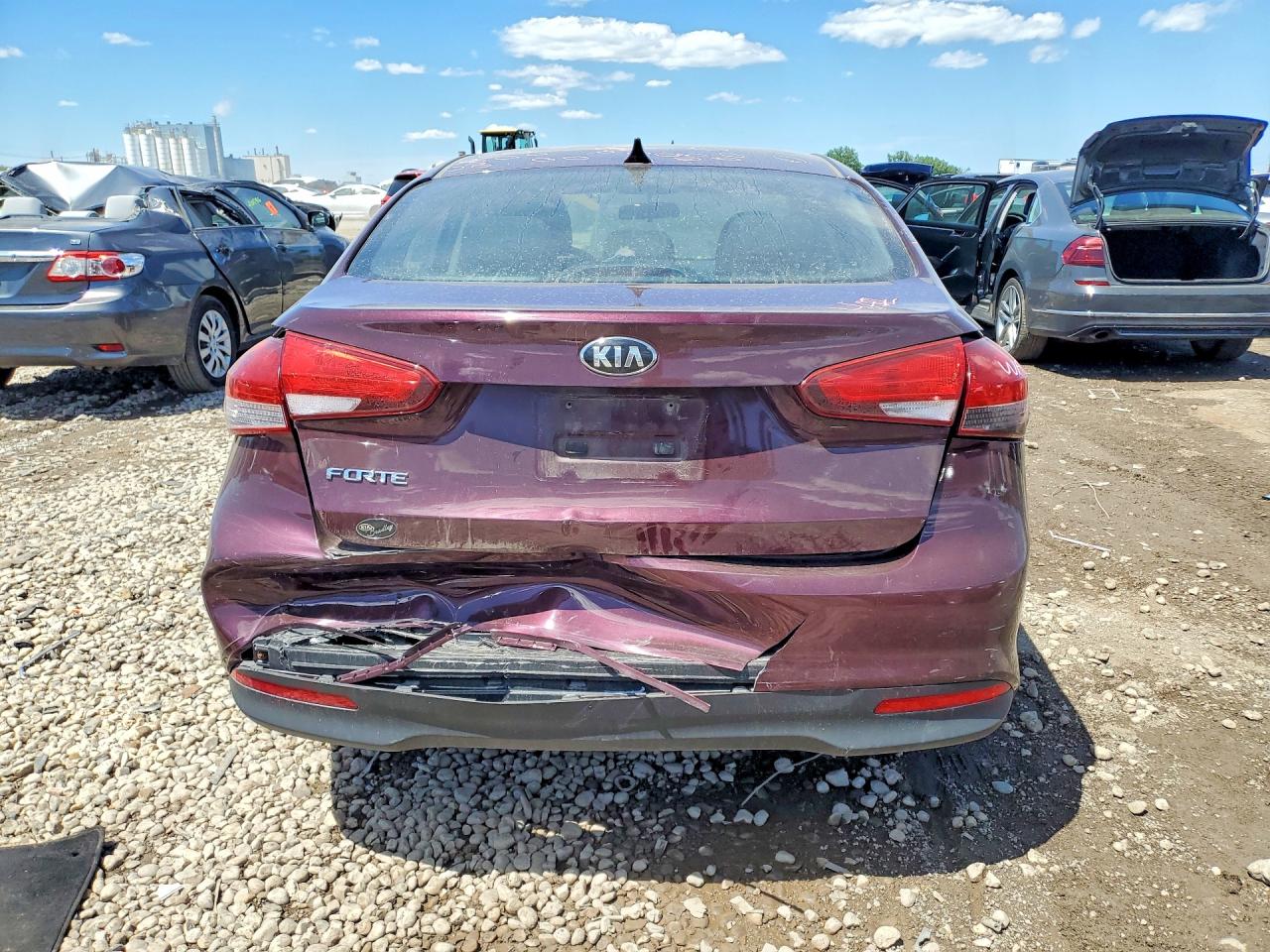 2017 KIA FORTE — ?