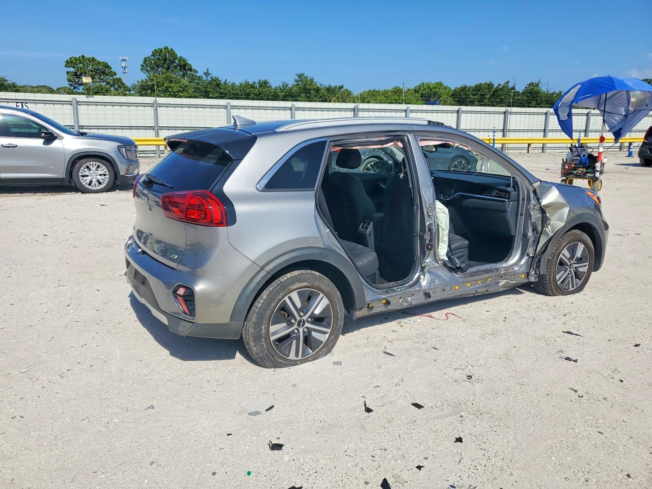 2022 KIA NIRO