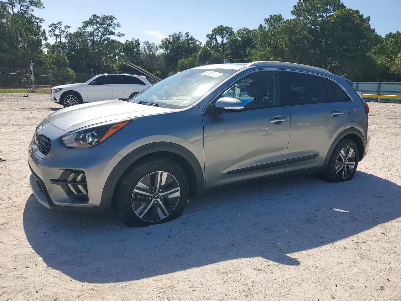 2022 KIA NIRO