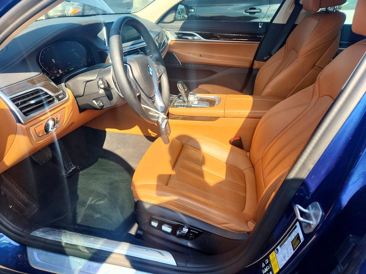 2022 BMW 7-Series 740 — ?