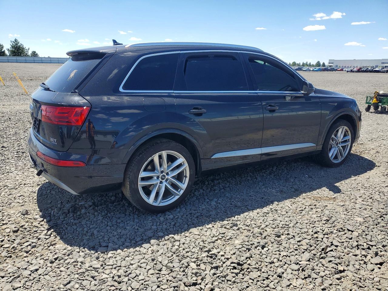 2017 AUDI Q7