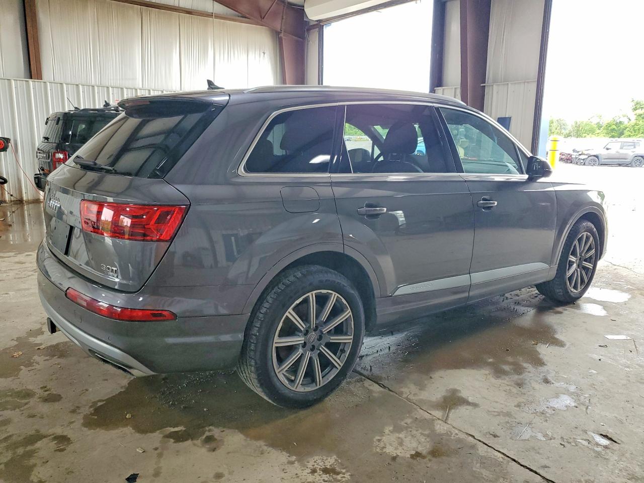 2018 AUDI Q7 — ?
