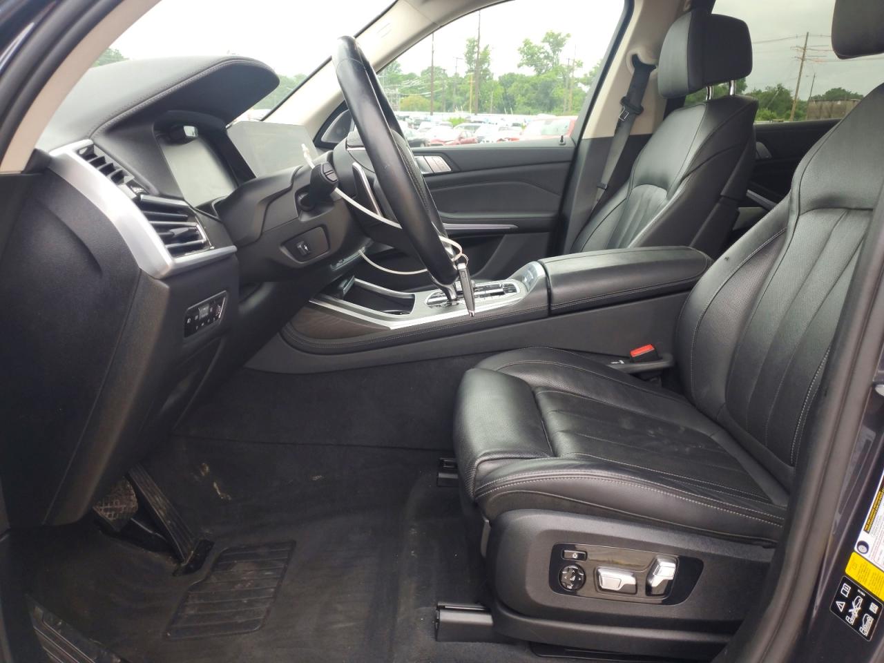 2020 BMW X7