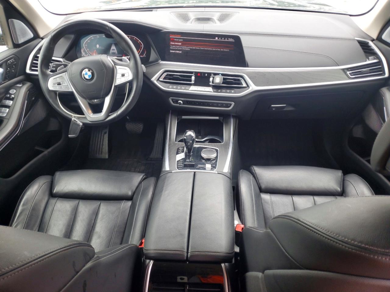 2020 BMW X7