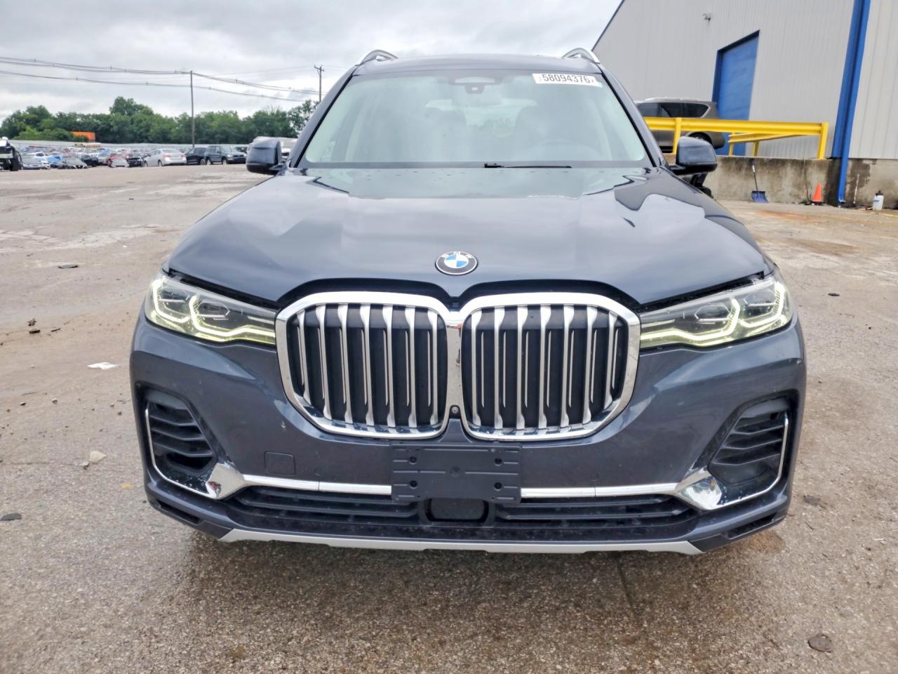 2020 BMW X7