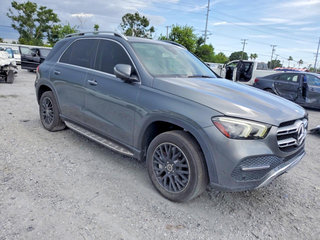 2020 MERCEDES-BENZ GLE