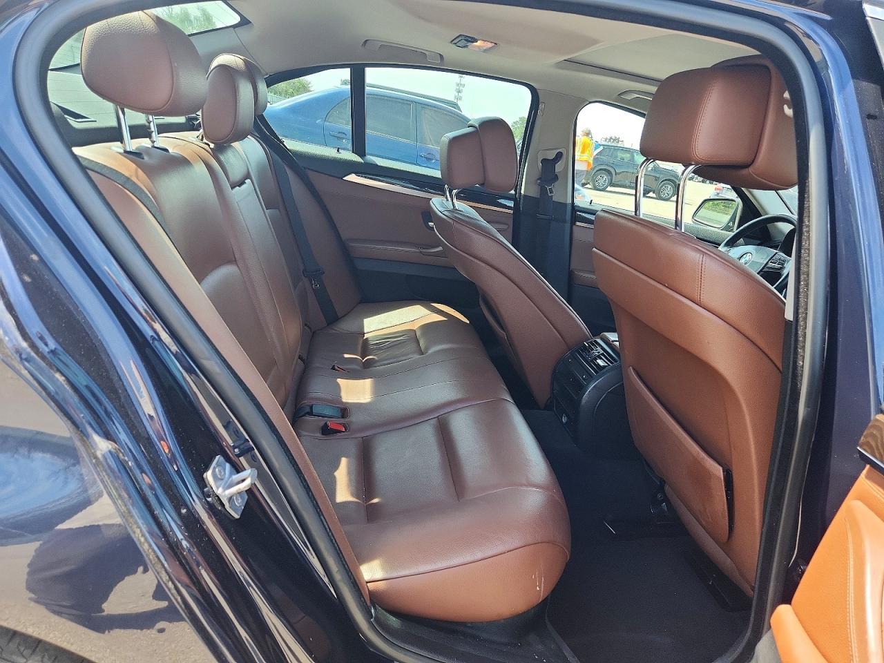 2013 BMW 5-Series 528 — ?