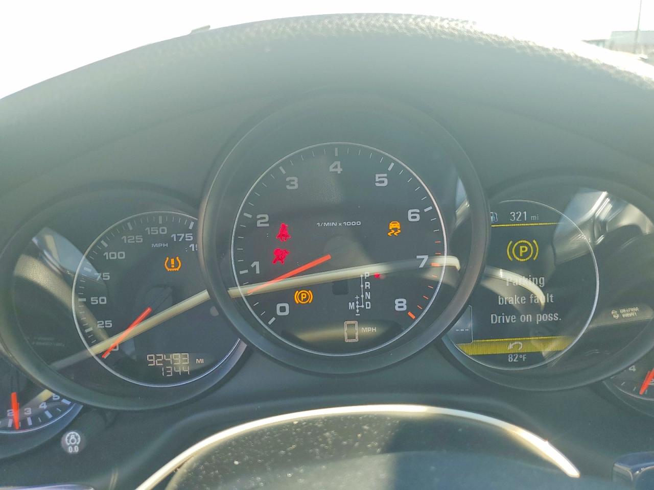 2016 PORSCHE PANAMERA — ?