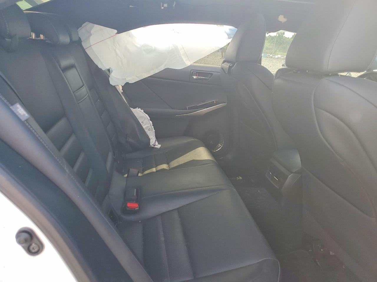 2016 LEXUS IS — ?