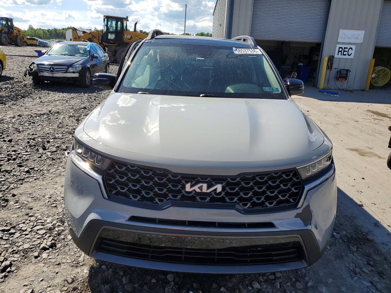 2023 KIA SORENTO