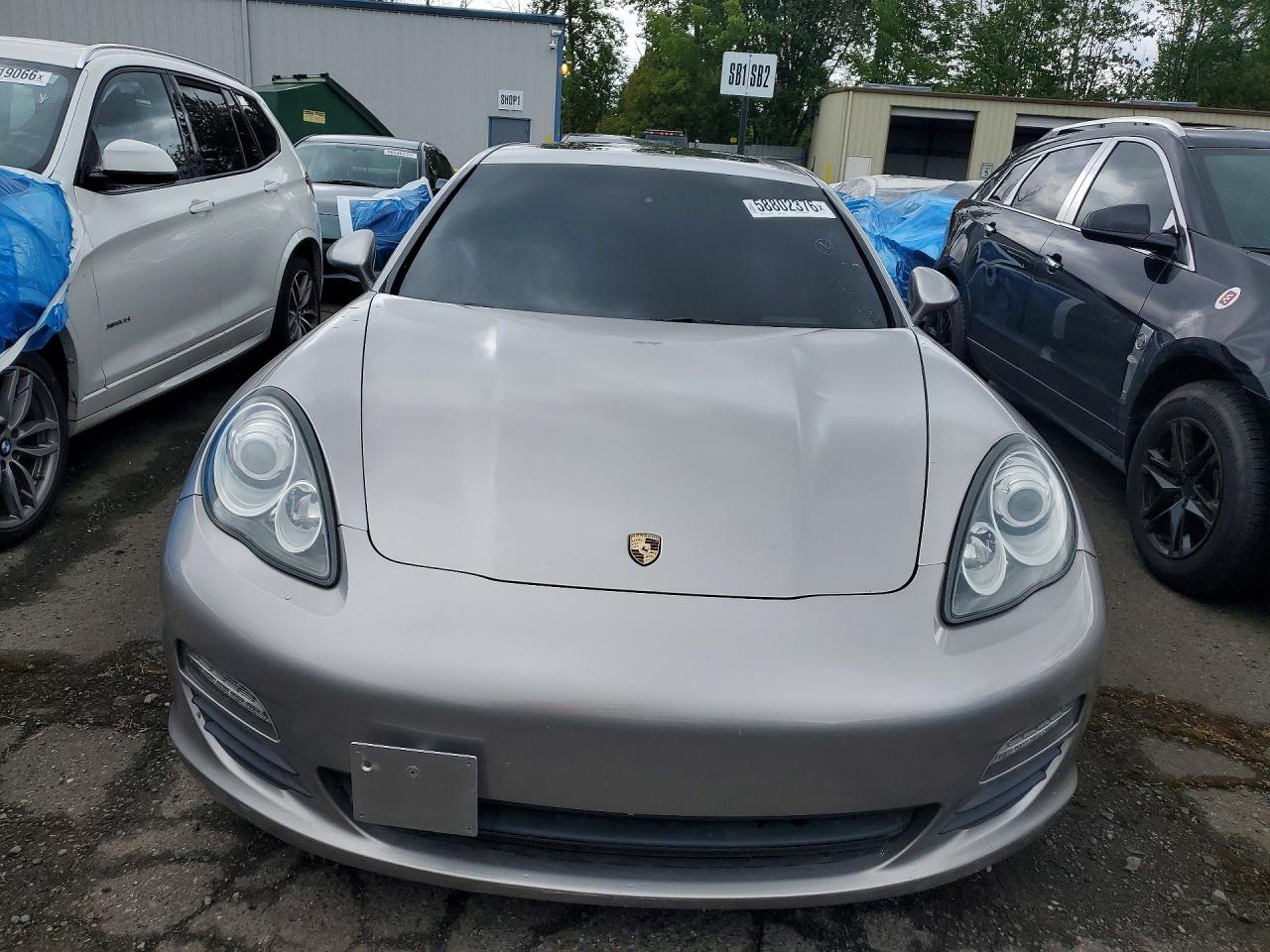 2011 PORSCHE PANAMERA