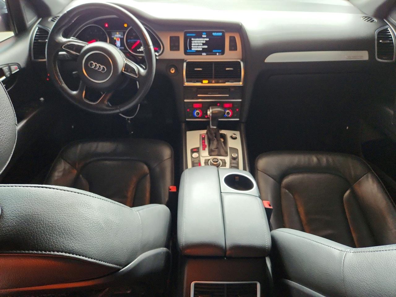 2015 AUDI Q7 — ?
