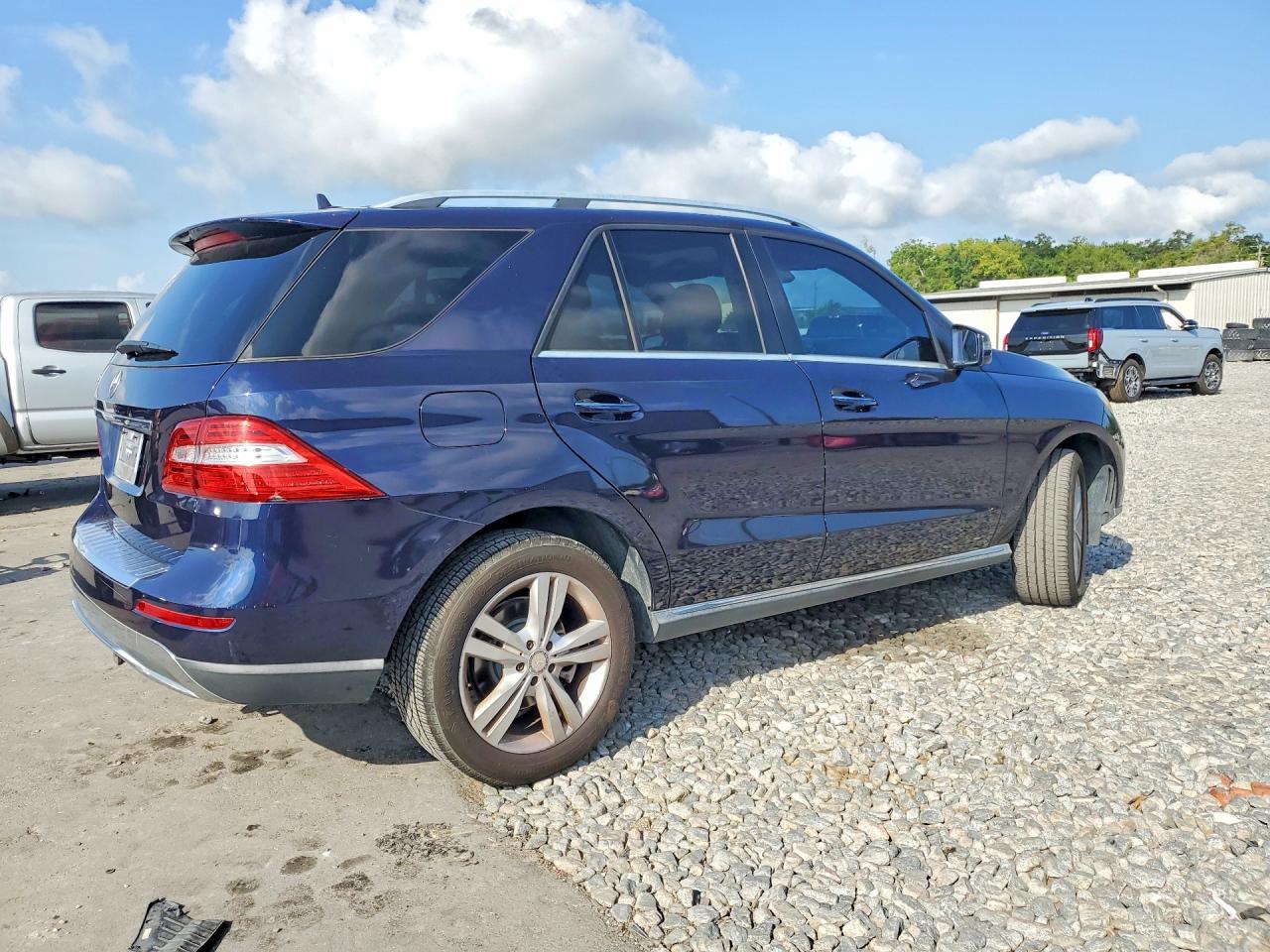 2015 MERCEDES-BENZ ML