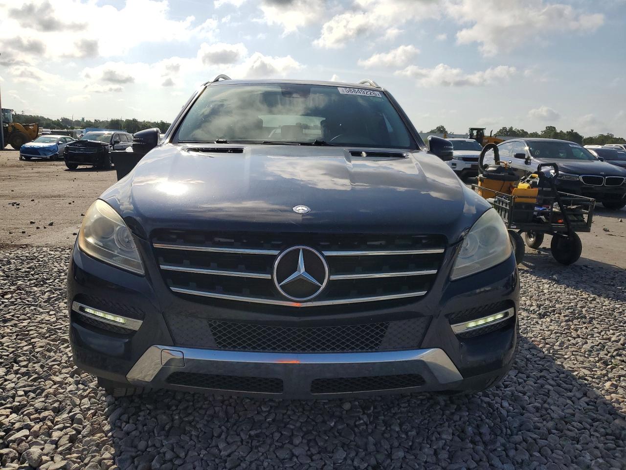 2015 MERCEDES-BENZ ML