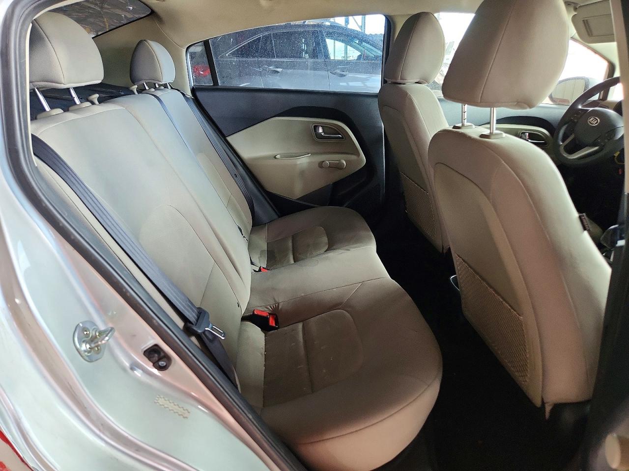 2016 KIA RIO