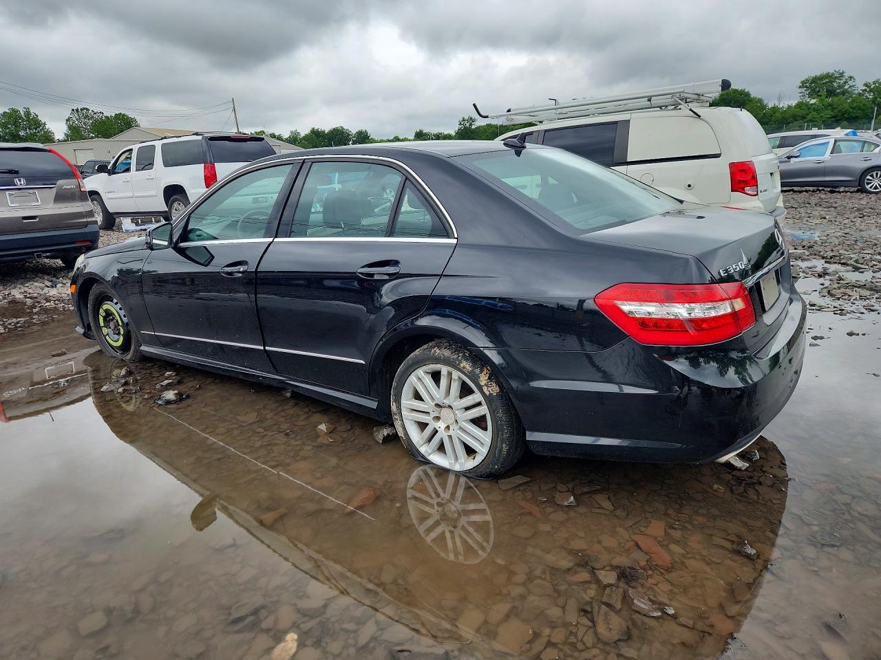 2011 MERCEDES-BENZ E — ?