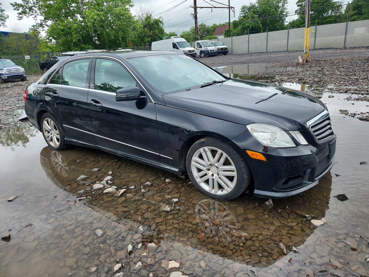 2011 MERCEDES-BENZ E