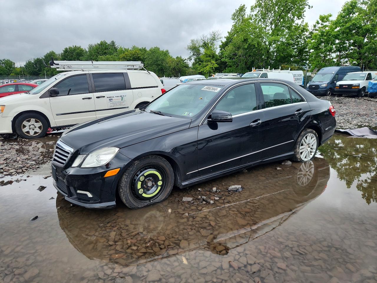 2011 MERCEDES-BENZ E