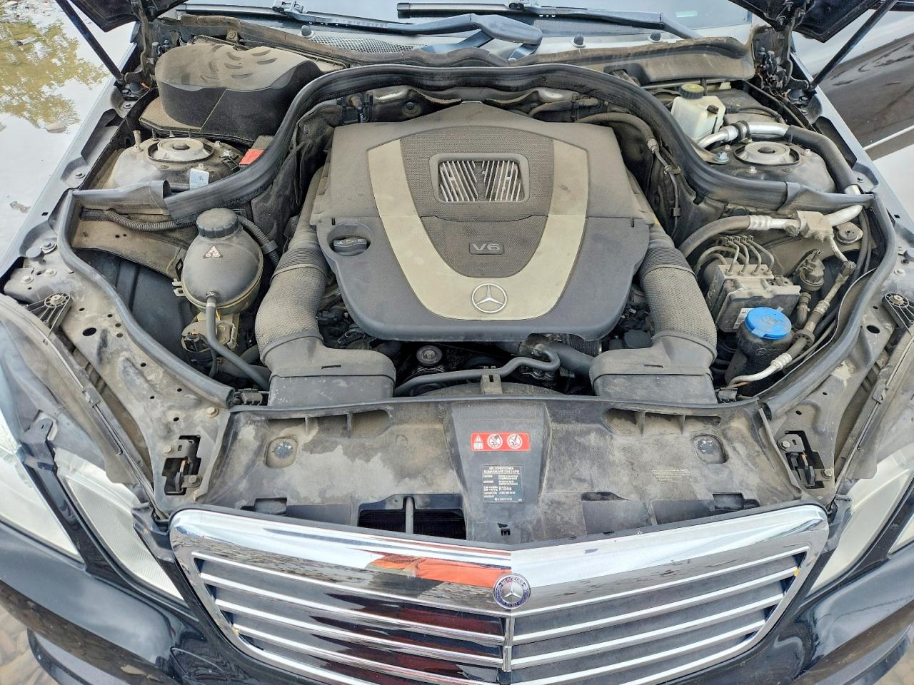 2011 MERCEDES-BENZ E