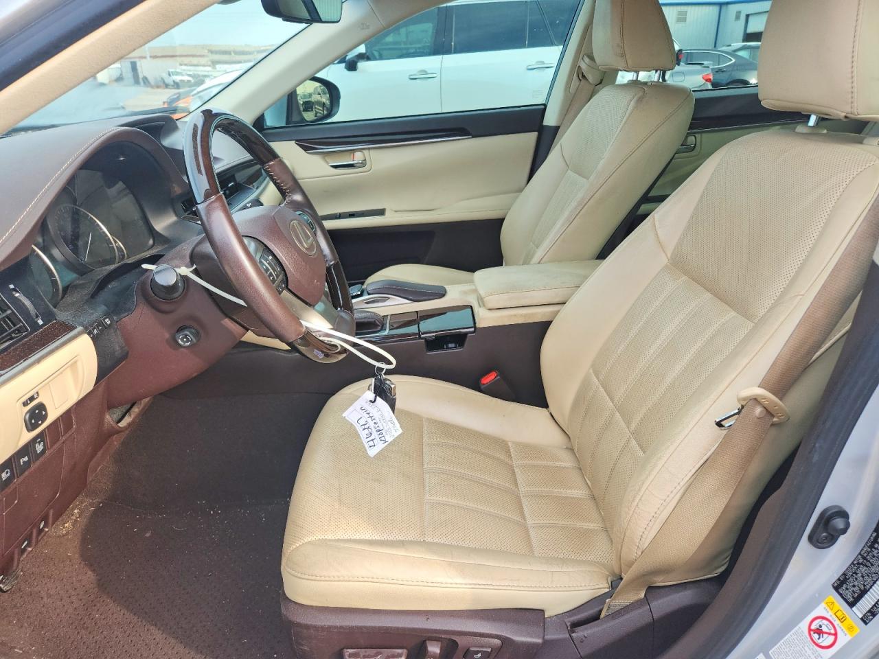 2018 LEXUS ES
