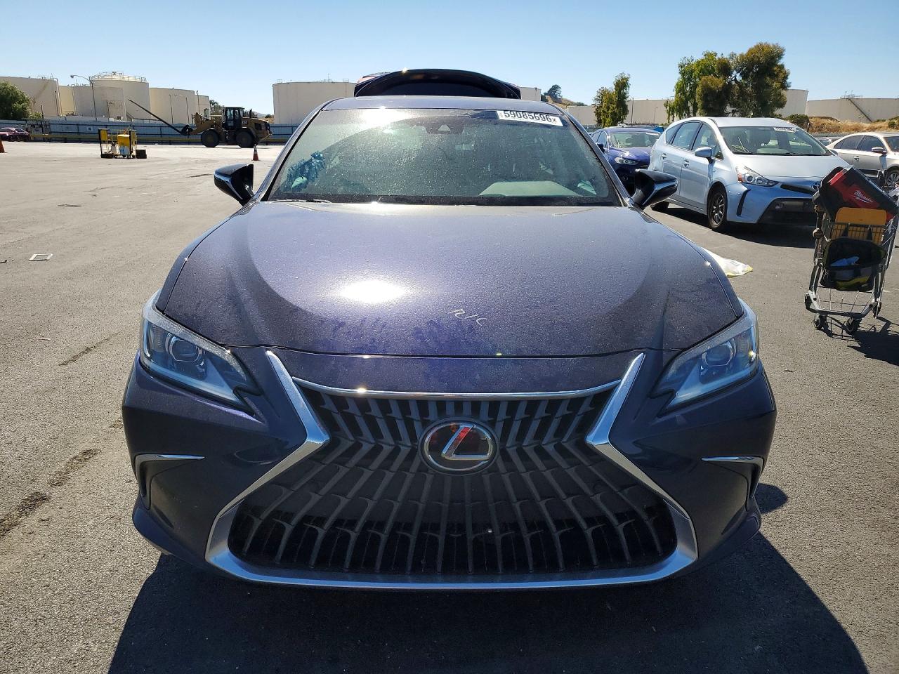 2023 LEXUS ES 300H — ?
