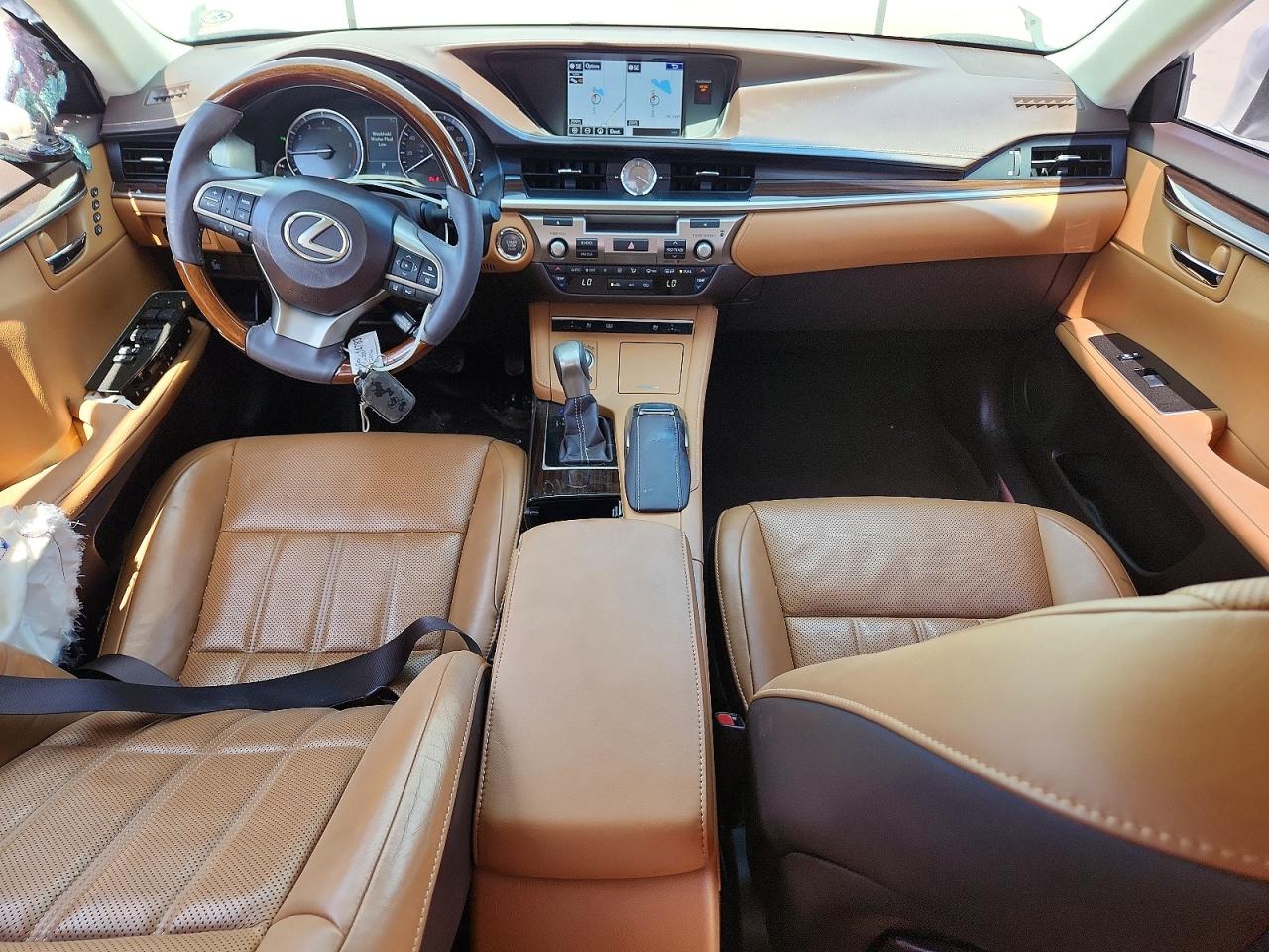 2016 LEXUS ES