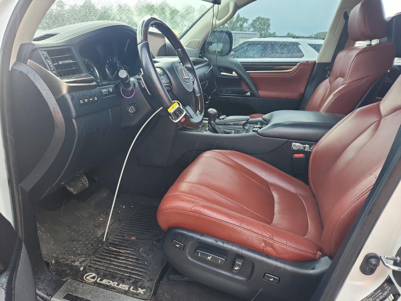 2021 LEXUS LX