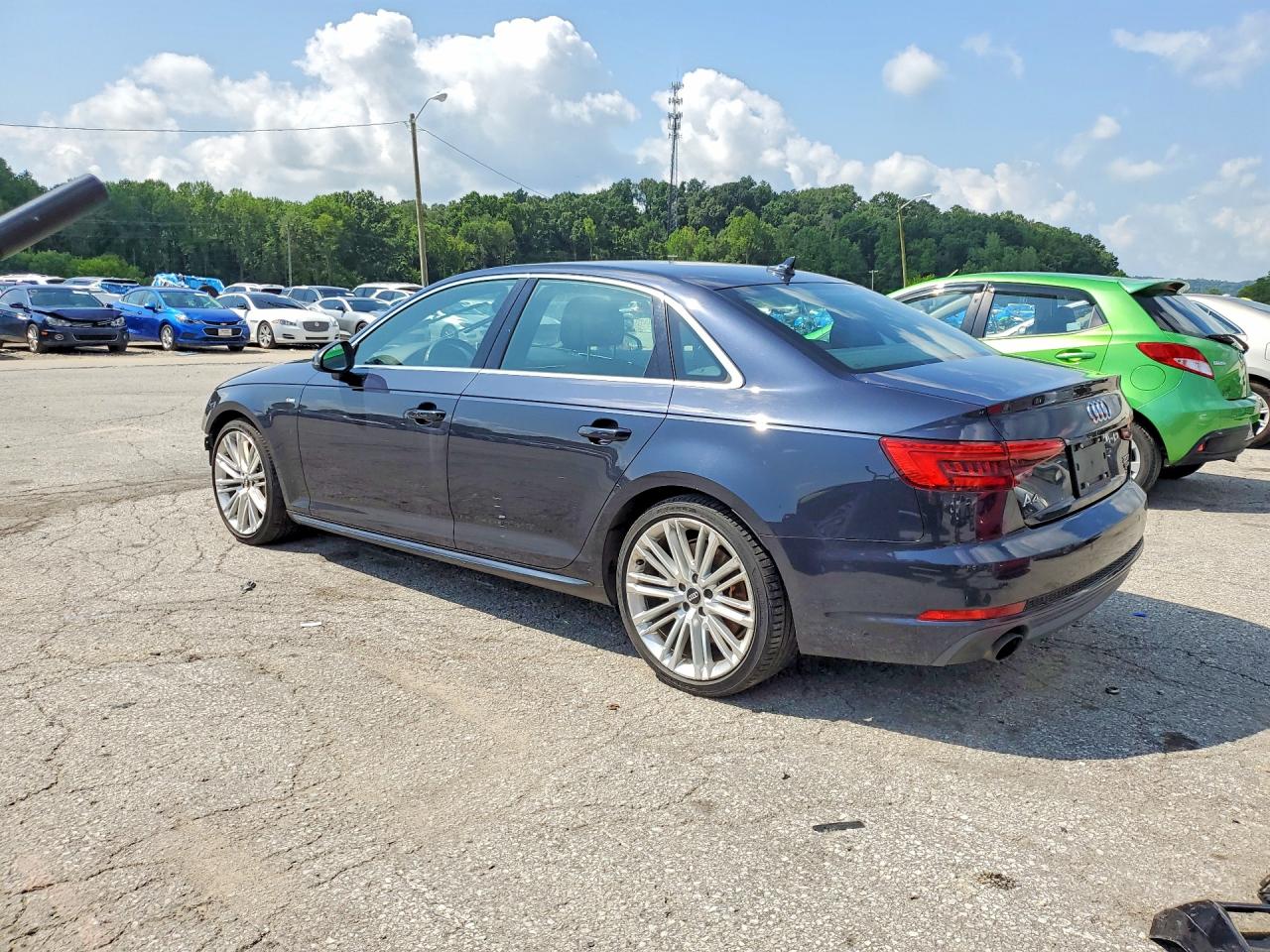 2017 AUDI A4