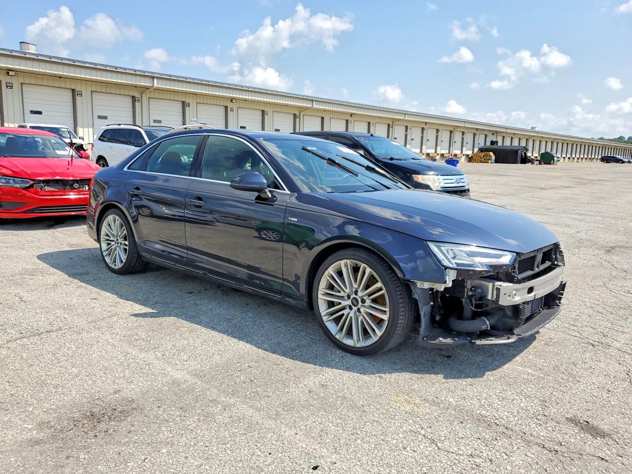 2017 AUDI A4