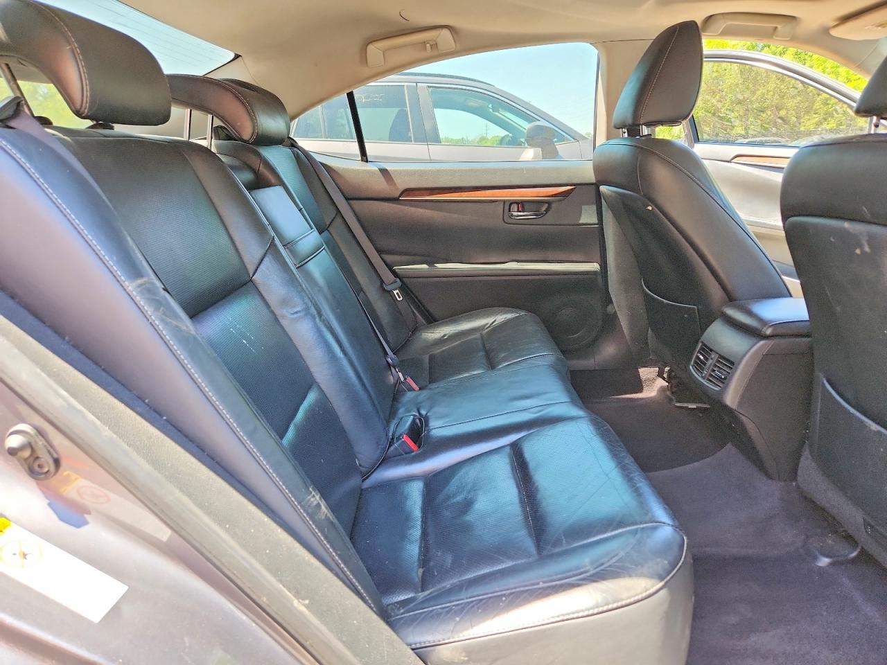 2015 LEXUS ES