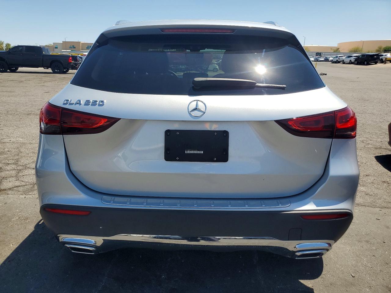 2021 MERCEDES-BENZ GLA — ?