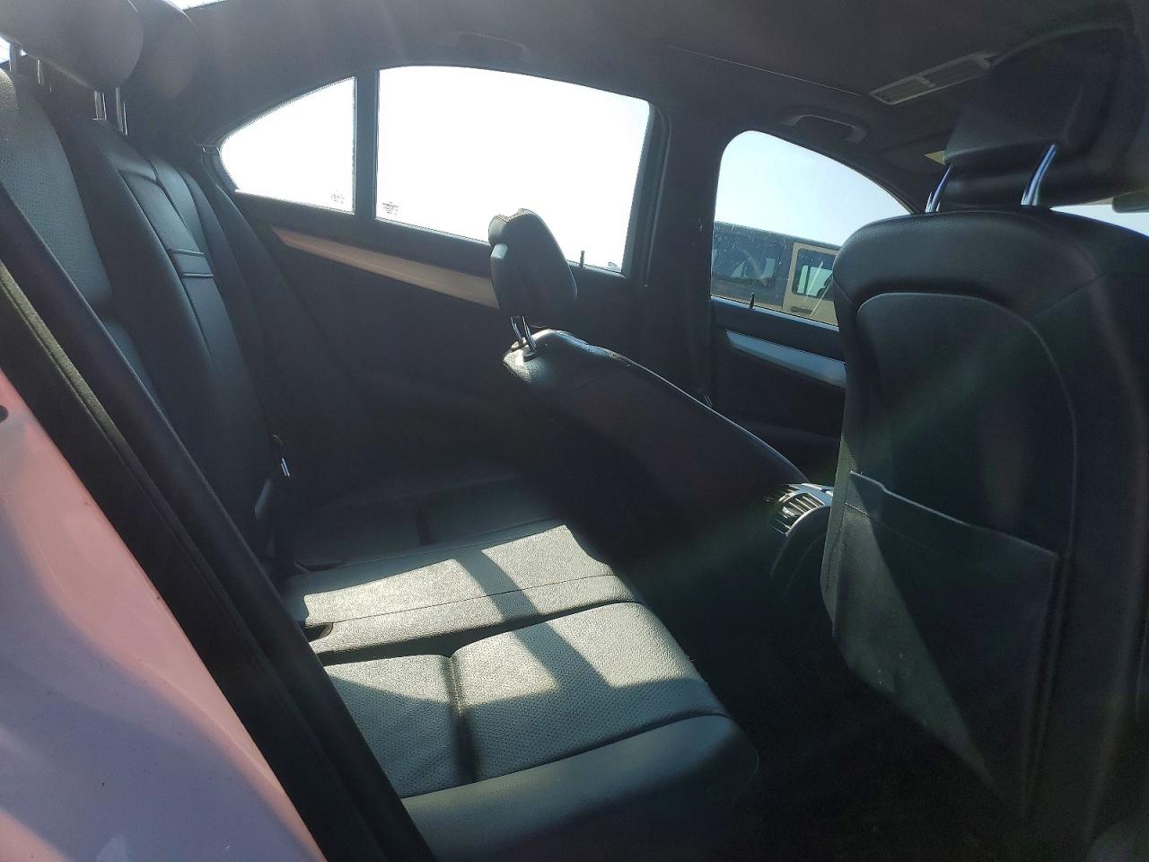 2014 MERCEDES-BENZ C