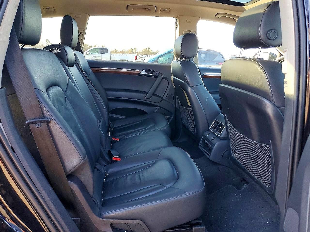 2015 AUDI Q7