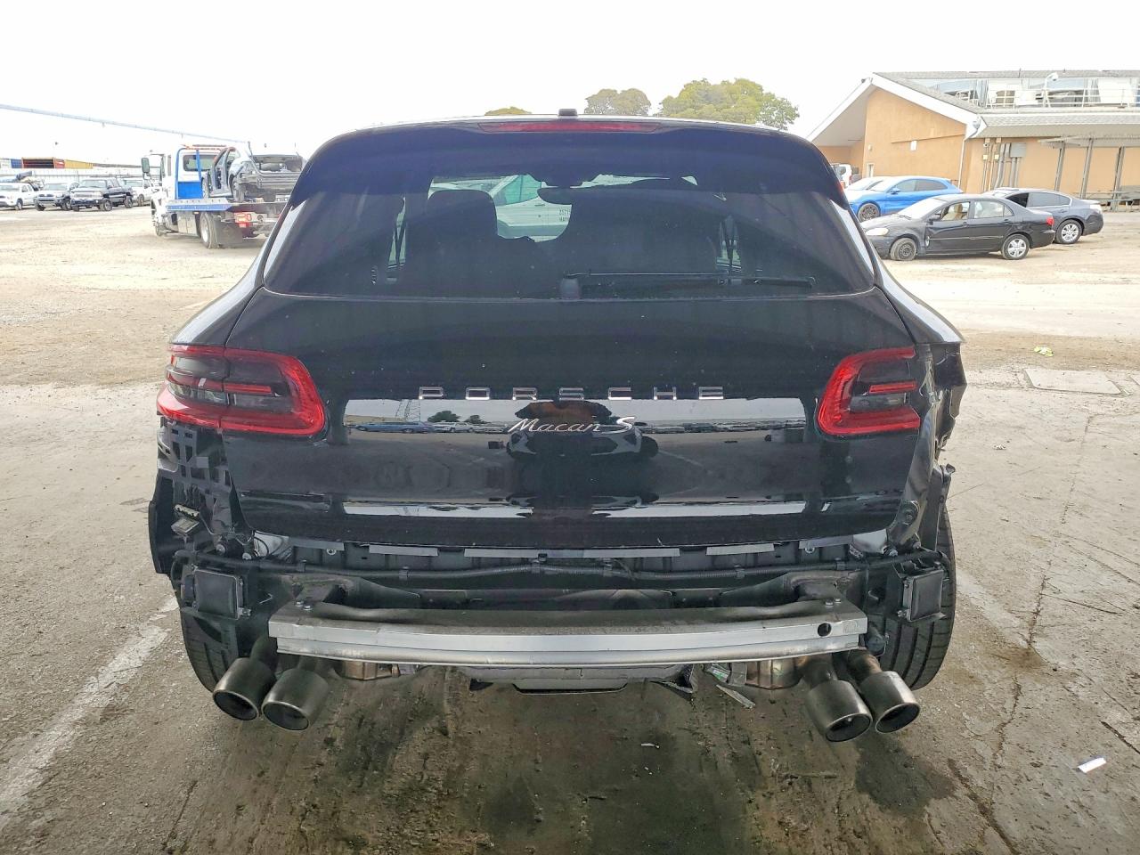 2018 PORSCHE MACAN