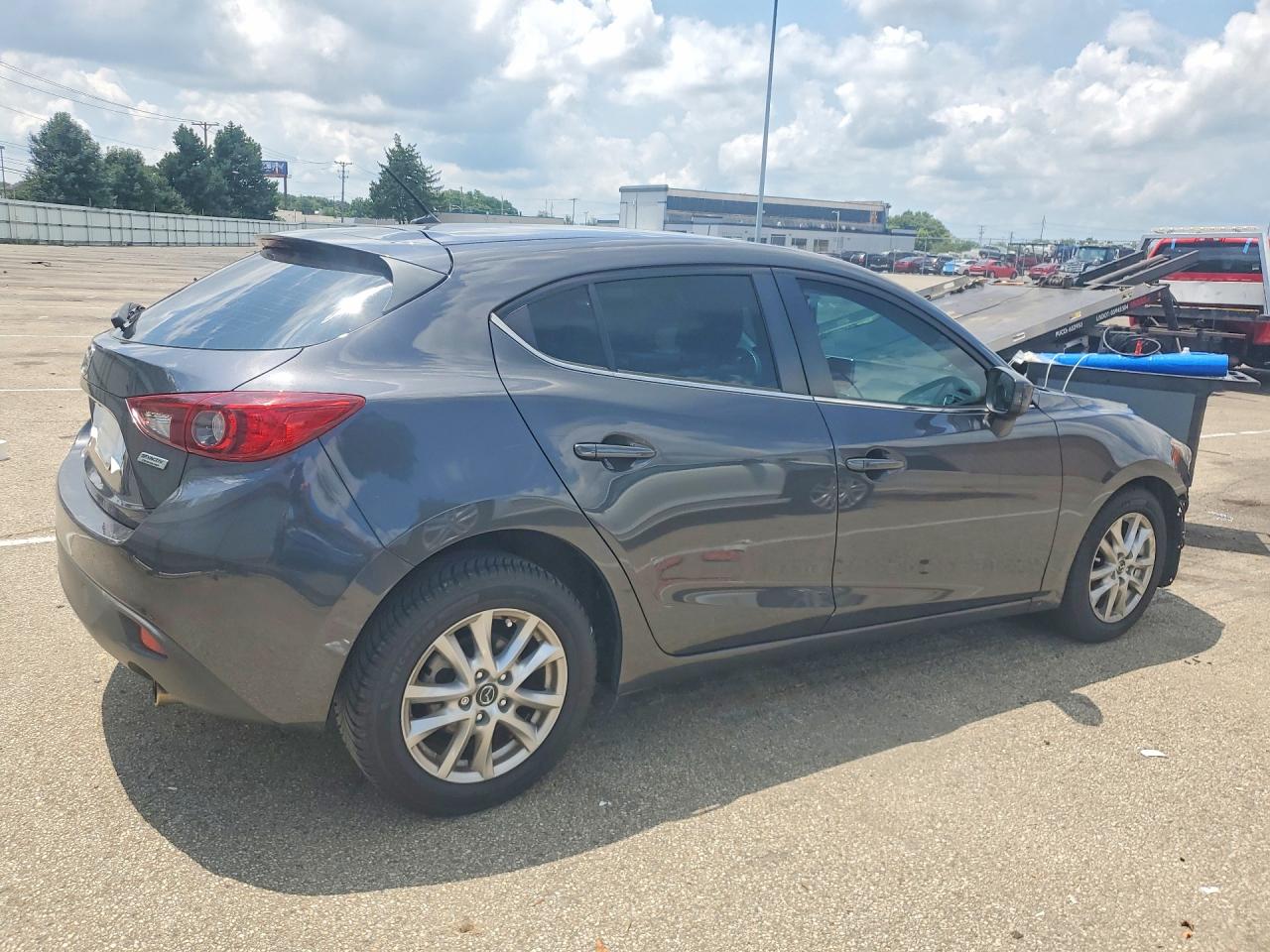 2015 MAZDA 3