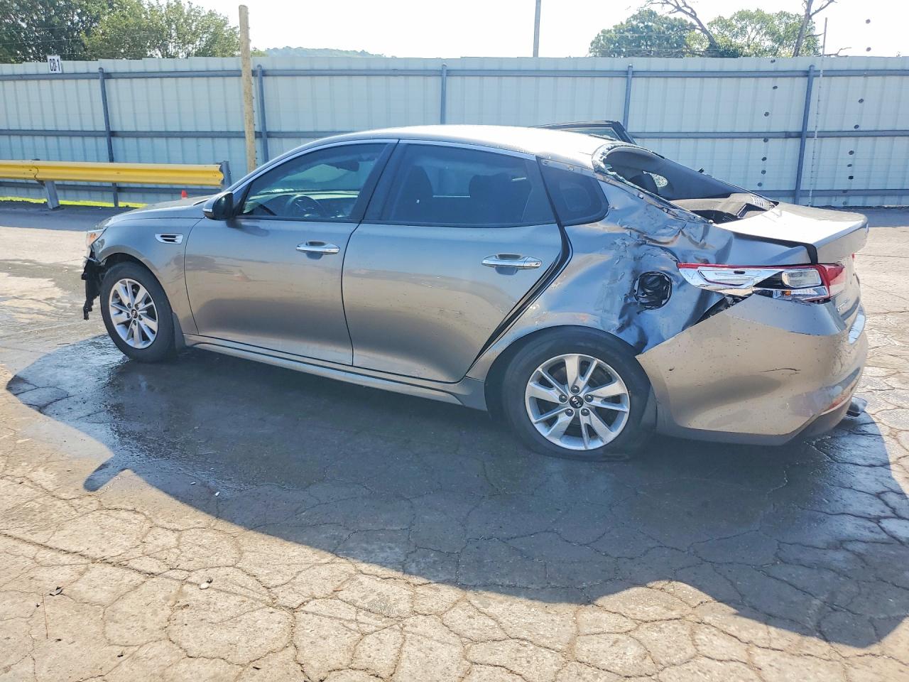 2016 KIA OPTIMA — ?