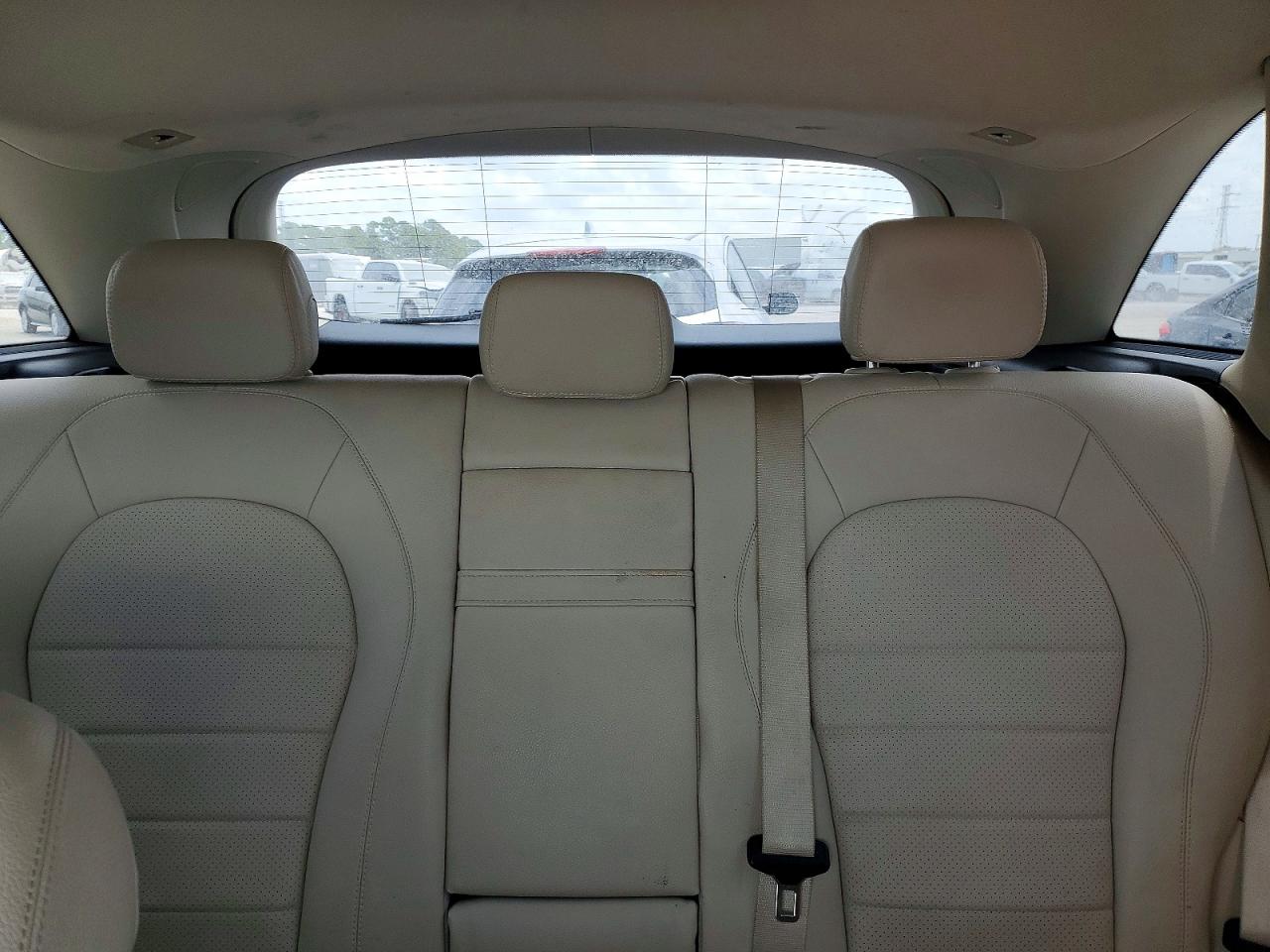 2019 MERCEDES-BENZ GLC — ?