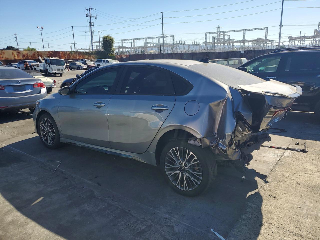 2023 KIA FORTE