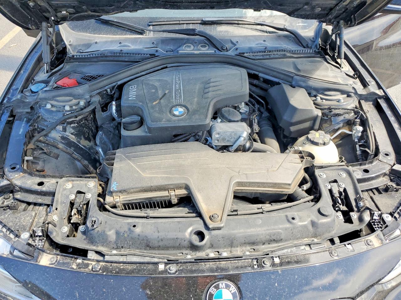 2018 BMW 3-Series 320