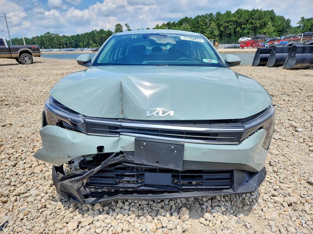 2025 KIA K4 — ?